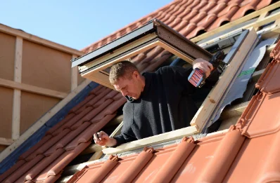 Pose de fenêtres de toit Velux à la Sabotterie